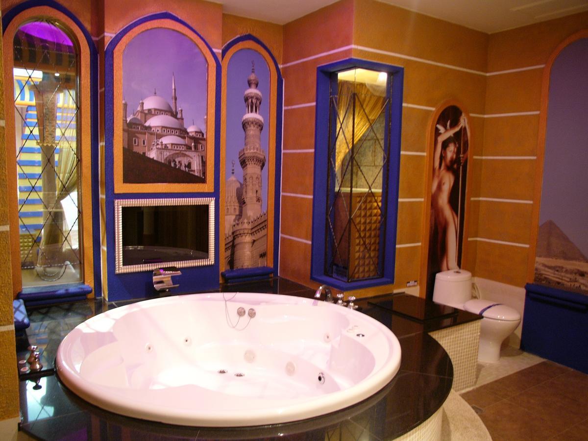 Sexy City Motel ไถหนาน ภายนอก รูปภาพ