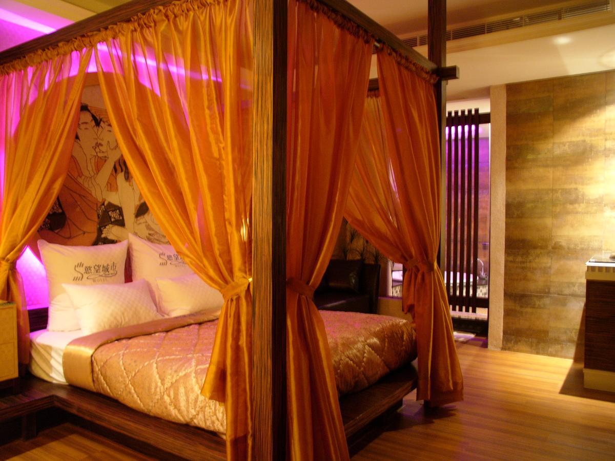 Sexy City Motel ไถหนาน ภายนอก รูปภาพ